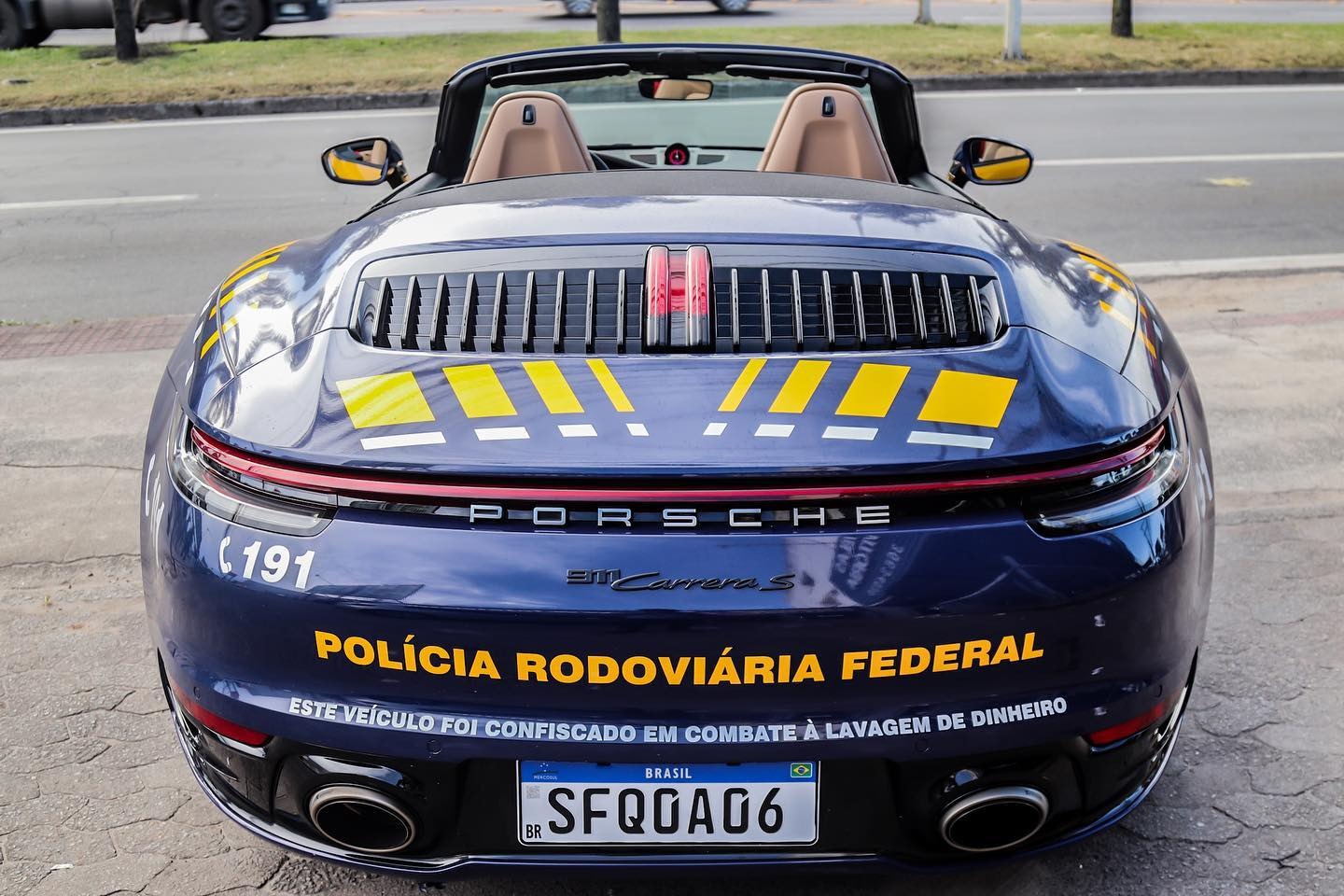 'Superviatura'? Porsche 911 Carrera S da PRF chama a atenção no ES | A ...