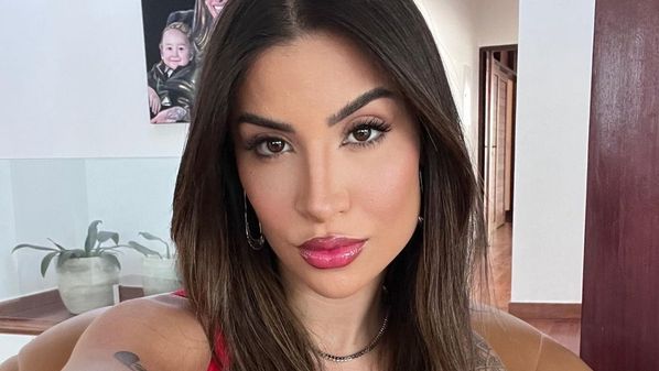 Em muitos casos, a doença ocorre após uma ‘agressão’, que pode ser um medicamento, uma substância tóxica ou uma infecção, como uma amigdalite