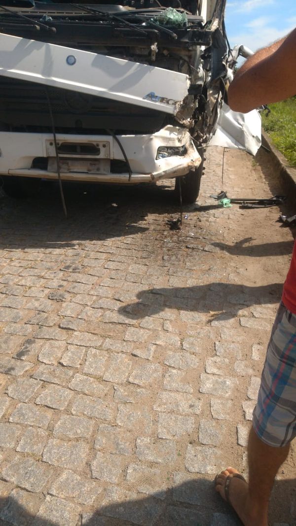 Acidente em Iconha deixou três feridos por Leitor | A Gazeta