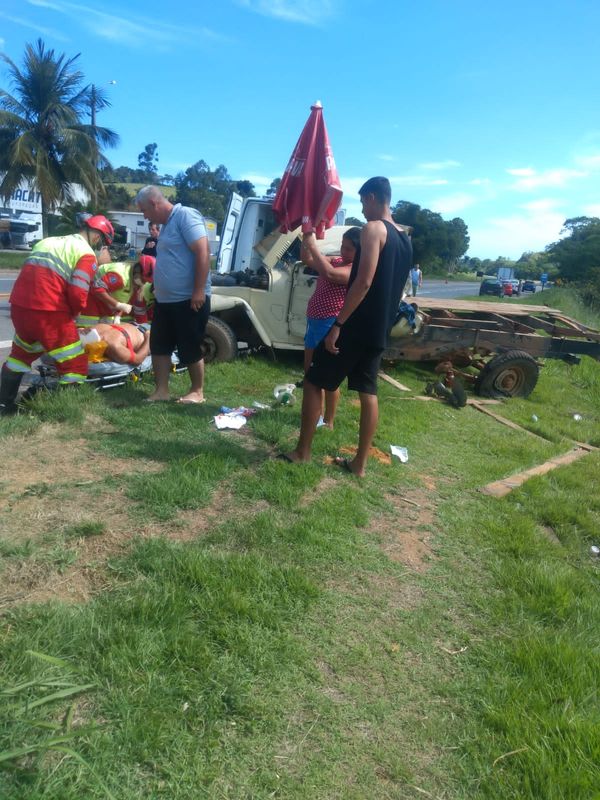 Acidente em Iconha deixou três feridos por Leitor | A Gazeta