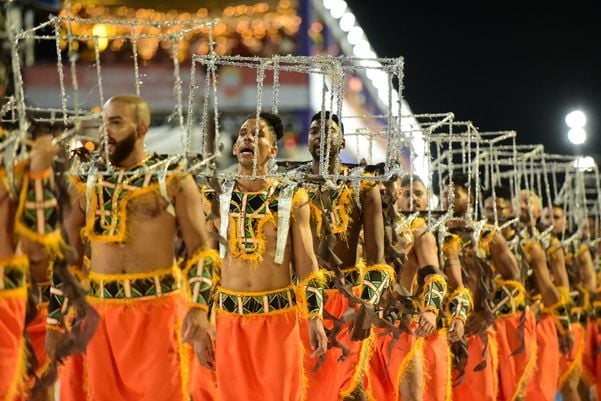 Unidos da Piedade desfila no Sambão do Povo no Carnaval de Vitória 2023  