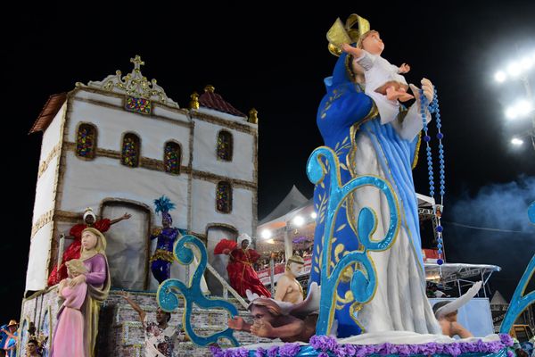 Unidos da Piedade desfila no Sambão do Povo no Carnaval de Vitória 2023  por Rodrigo Gavini