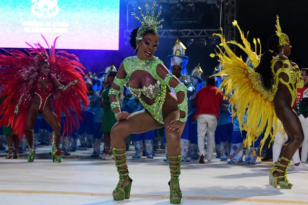 Unidos da Piedade desfila no Sambão do Povo no Carnaval de Vitória 2023  por Rodrigo Gavini