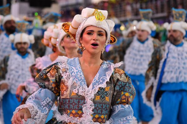 Unidos da Piedade desfila no Sambão do Povo no Carnaval de Vitória 2023  por Rodrigo Gavini