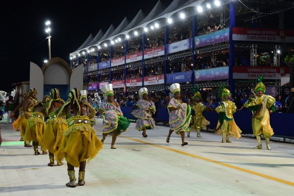 Unidos da Piedade desfila no Sambão do Povo no Carnaval de Vitória 2023 por Carlos Alberto Silva