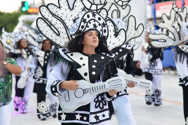 Andaraí desfila no Sambão do Povo no Carnaval de Vitória 2023  por Rodrigo Gavini  