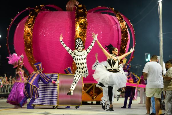 Novo Império desfila no Sambão do Povo no Carnaval de Vitória 2023          por Fernando Madeira 