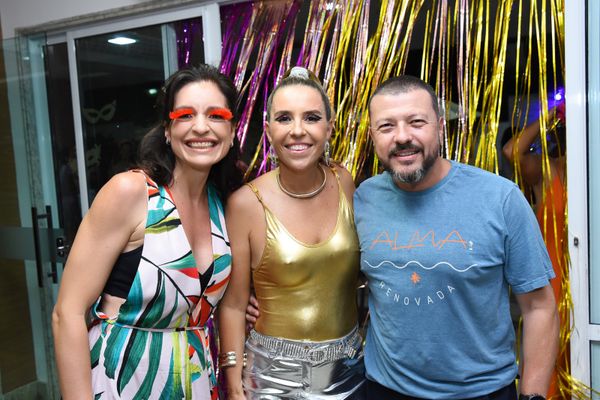 Claudia Santos, Bartira Almeida e Haroldo Santos Filho