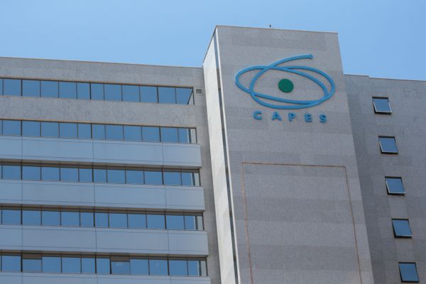 Fachada do edifÃ­cio-sede da CoordenaÃ§Ã£o de AperfeiÃ§oamento de Pessoal de NÃ­vel Superior (Capes)