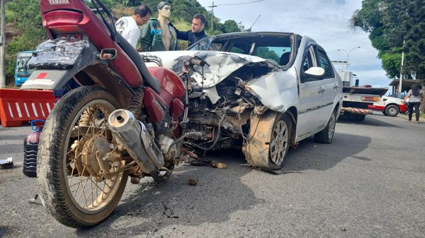 Bonecos, sangue artificial e carros batidos serão colocados nas BRs pela PRF por Divulgação | PRF