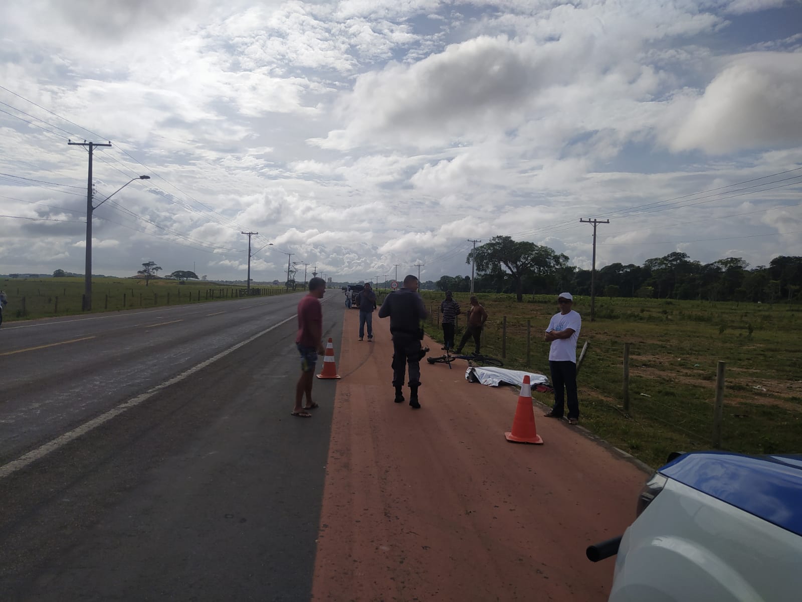 A Gazeta Ciclista Morre Ap S Ser Atingido Por Carro Que Invadiu Ciclovia Em Linhares