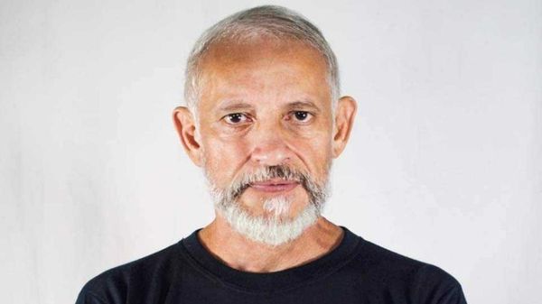 O professor Omar de Araújo Linhares, 63, foi encontrado morto