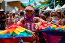 Carnaval: 'Banho de Mar a Fantasia' agita Manguinhos, na Serra 
