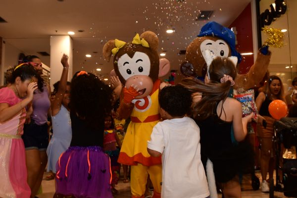 Bloco MacaKids no Shopping Vitória por Fernando Madeira