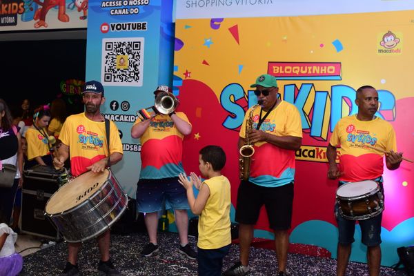 Bloco MacaKids no Shopping Vitória por Fernando Madeira