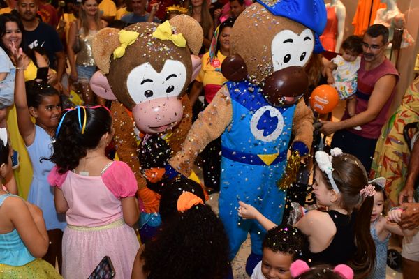 Bloco MacaKids no Shopping Vitória por Fernando Madeira