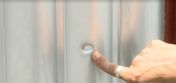 Um dos tiros atingiu banheiro químico no Centro de Vitória