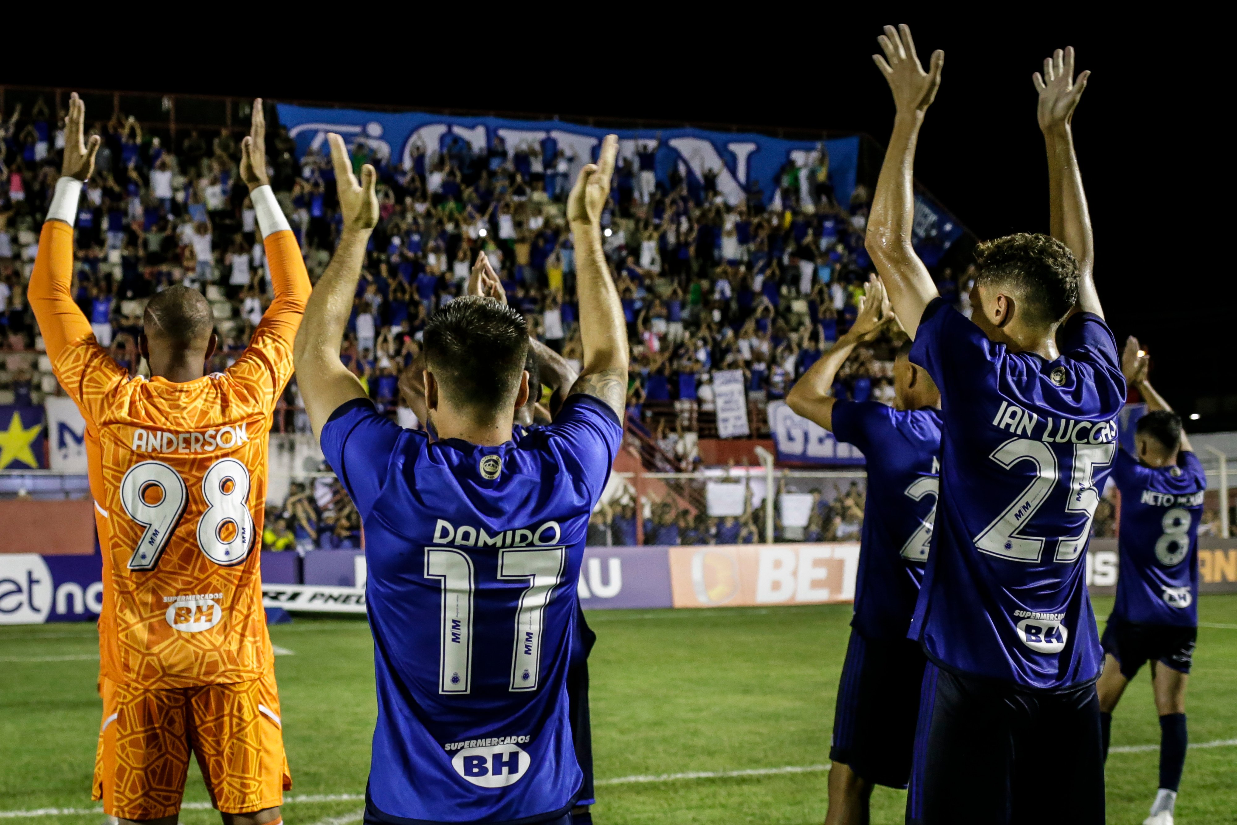 A Gazeta  Dirigentes do Cruzeiro avaliam trazer jogo para o Kleber Andrade