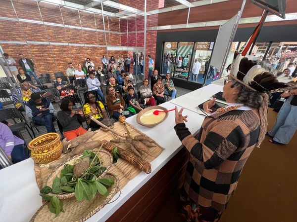Cozinha para aula-show na feira RuralturES, em Venda Nova do Imigrante