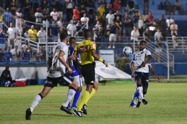 Confira imagens da derrota do Vitória na Copa do Brasil por Carlos Alberto Silva