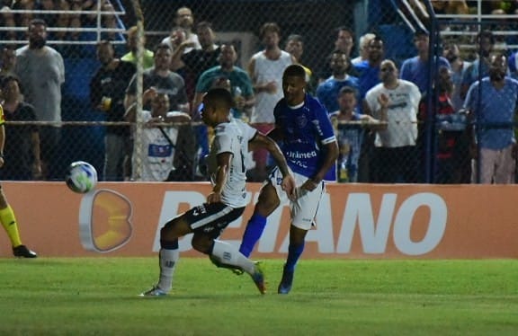 Confira imagens da derrota do Vitória na Copa do Brasil por Carlos Alberto Silva