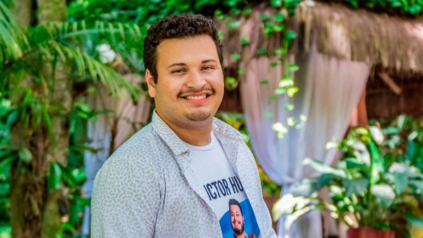 "Será que tem alguém aí que gosta de mim? Minha mente não aguenta mais", questionou o psicólogo, em texto publicado no Twitter