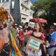 Foliões e representantes de blocos do Centro de Vitória protestam contra cancelamento de desfile