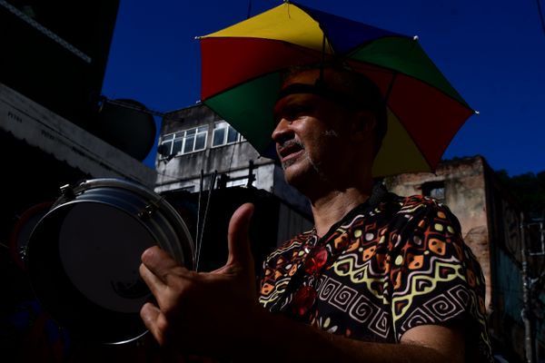 Blocos de carnaval do Centro de Vitória saem às ruas em protesto por Fernando Madeira