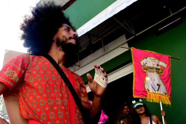 Blocos de carnaval do Centro de Vitória saem às ruas em protesto por Fernando Madeira