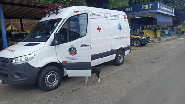 Foragido da Justiça de MG furta ambulância e acaba preso no ES