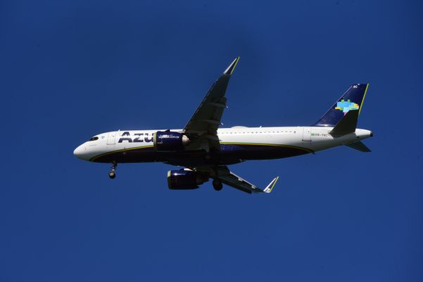 Azul