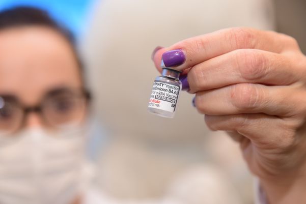Vacina Bivalente contra a Covid-19, em Vitória