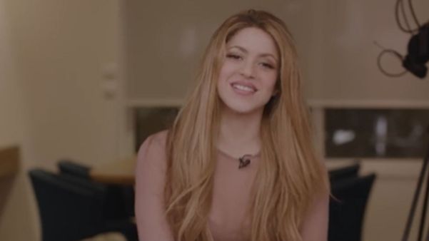 Shakira se diz completa sem Piqué, em primeira entrevista pós separação