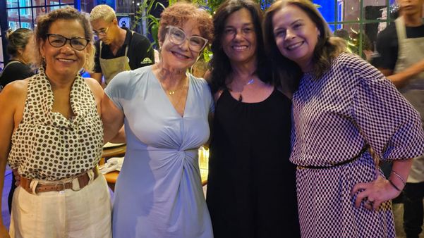 Nalda Barreira  helena Penteado  albanize Monteiro e Kathia Sampaio 