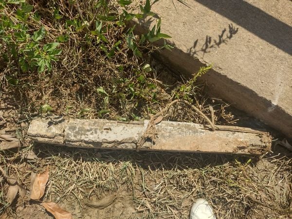 Mulher encontrada presa viga de ponte é identificada