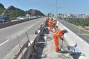 Muretas da Terceira Ponte começam a ser removidas para obras de expansão(Ricardo Medeiros )