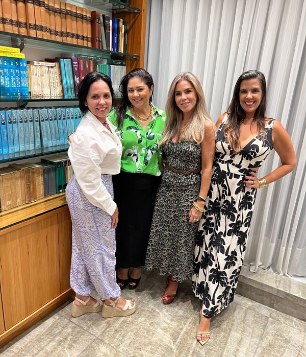 Roberta Puppim, Andrea Paula Michelini, Ana Paula Rody  e  Egle Andrade