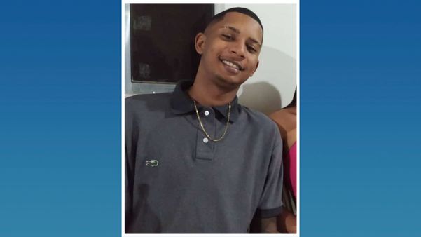 Kelvyn Alves Ribeiro, de 26 anos, foi morto a tiros enquanto dormia em casa em Viana