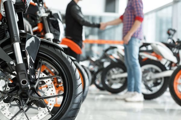 No primeiro bimestre de 2023, foram comercializadas 211.070 motos no país