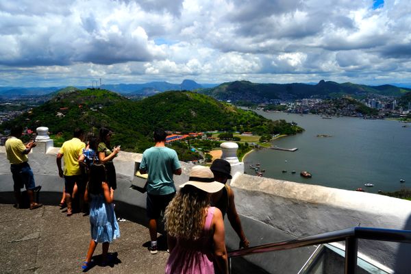 Passeio em Vila Velha mostra o "lado b" da Praia da Costa por Fernando Madeira
