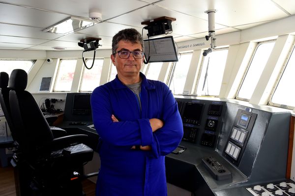 Agnaldo Martins, professor de Oceanografia da UFES. Ele vai viajar com estudantes formandos do curso de Oceanografia da Ufes no Navio-escola Ciências do Mar III por Carlos Alberto Silva
