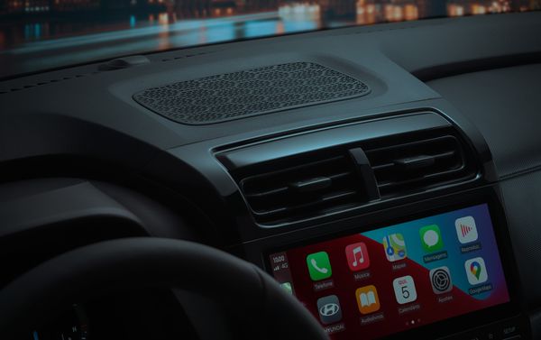 Além de contar com amplificador de 6 canais, a edição especial do Creta oferece tecnologia de compensação de velocidade dinâmica por Hyundai/Divulgação