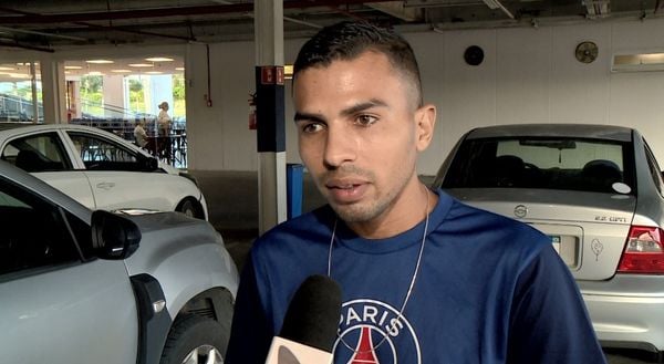 Odelavide Alves pai de menino de 5 anos que foi internado com dengue em UTI de hospital em Colatina. Criança teve alta nesta quinta-feira (9).