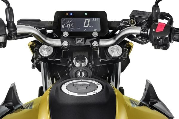 Nova Honda CB 300F: irmã maior da CB Twister pode vir para o Brasil