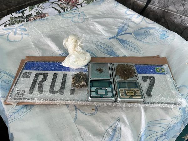 Polícia Federal encontra desenho de Pablo Escobar em ação contra tráfico no Espírito Santo por Polícia Federal