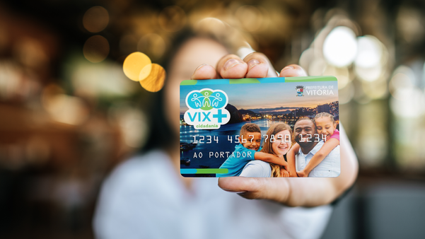 Com o Vix + Cidadania, a Prefeitura de Vitória disponibilizará, a partir deste próximo sábado (11), no Tancredão, um cartão magnético, no valor de R$ 112,88, para cada membro das famílias em situação de extrema pobreza