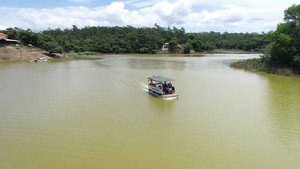 Mãe-bá: conheça a lagoa que é atração turística em Anchieta