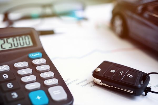 Quem comprou ou vendeu veículo no ano passado precisa conversar com o contador antes de declarar o imposto de renda para evitar cair em armadilhas