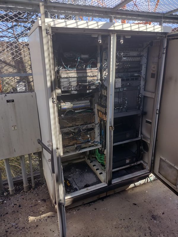 Torre de telefonia pega fogo em Cachoeiro por Sandro Mendes Liberati