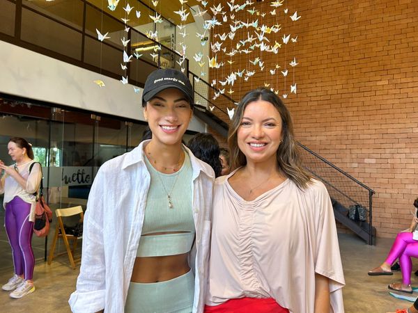 Victória e Patricia Castro